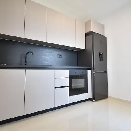 Apartment Diora Luxe Top-floor Seafront With Jacuzzi & Panoramic Sea View Split