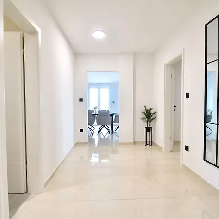 Apartment Diora Luxe Top-floor Seafront With Jacuzzi & Panoramic Sea View *
