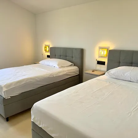 Apartment Diora Luxe Top-floor Seafront With Jacuzzi & Panoramic Sea View Split