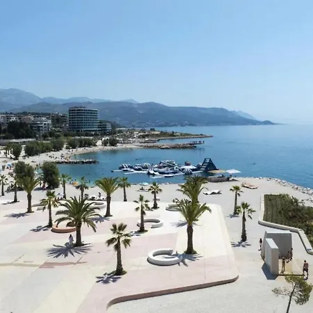 公寓 Diora Luxe Top-floor Seafront With Jacuzzi & Panoramic Sea View